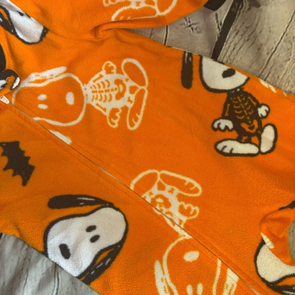 5/$20 Snoopy Peanuts‎ Halloween Orange Zipper Footed Baby Pajama Sleeper 12 MOS